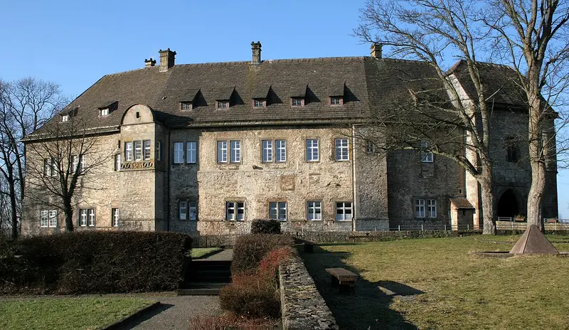 Burg Dringenberg